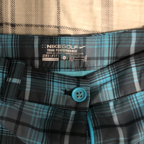 Nike golf shorts size 12 - Picture 2 of 3